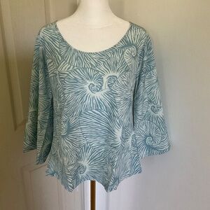 Manaola 3/4 sleeve top